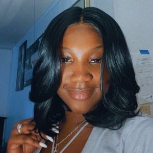 Meet your Posher, Shayla